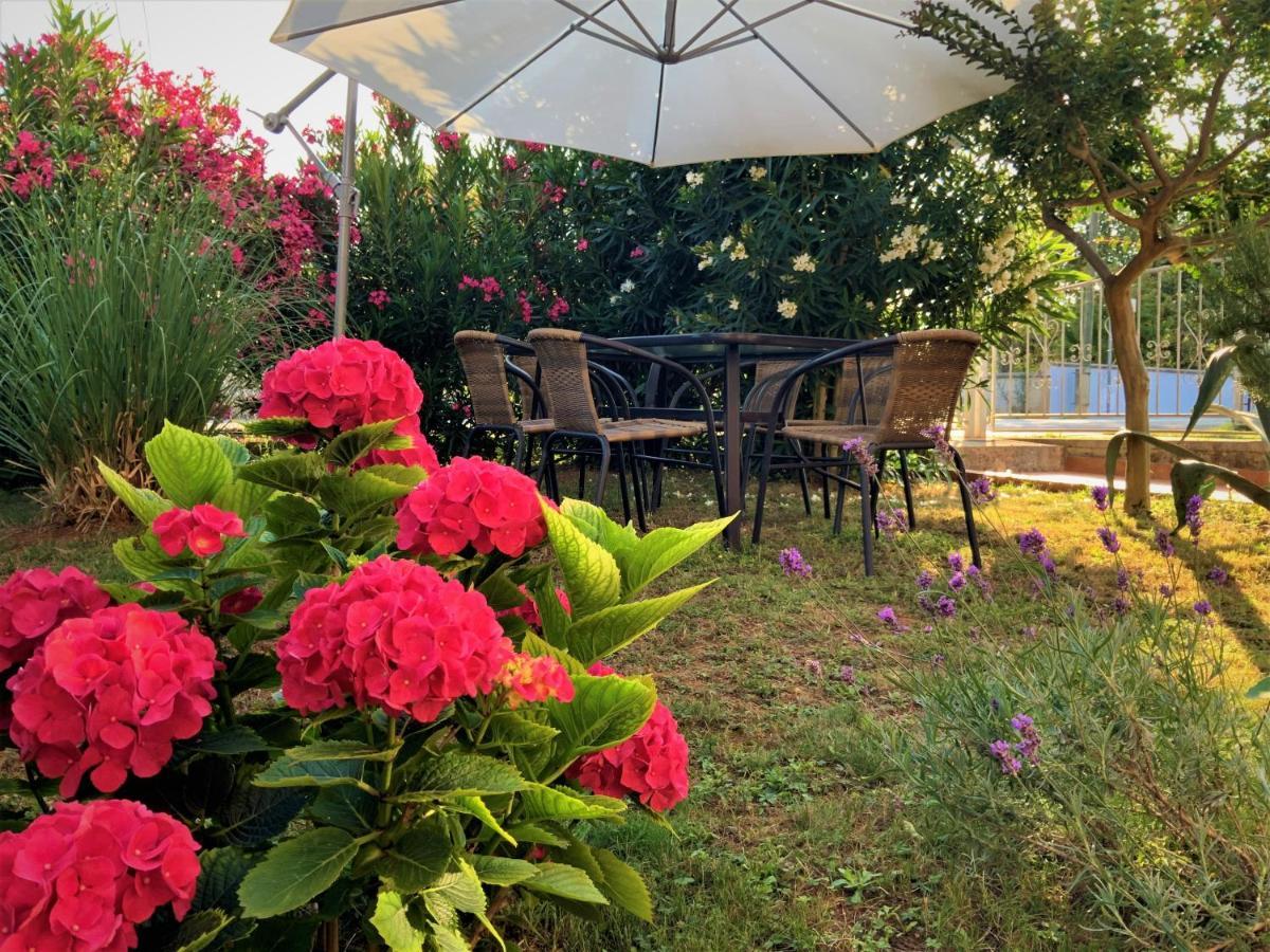 Apartment Agava Istria - Family Vacation Rental With Free Parking, Garden, Wifi Ližnjan Exterior foto